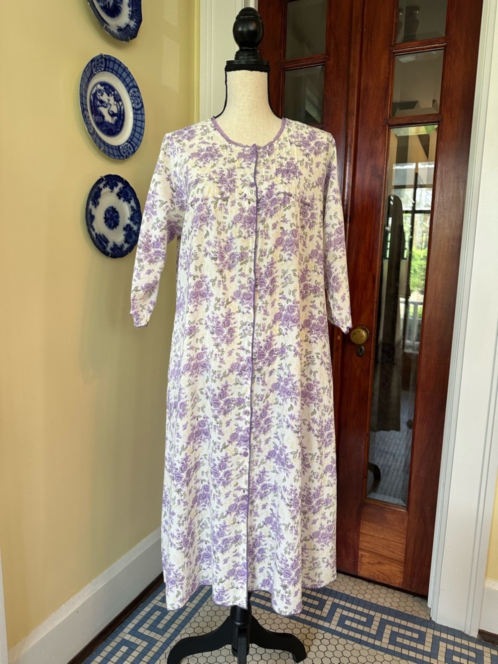 La Cera | 100% Cotton Purple Floral House Coat/Robe/Nightgown, Size M